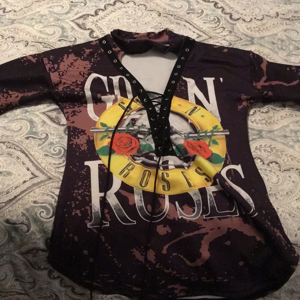 Guns and Roses t shirt
